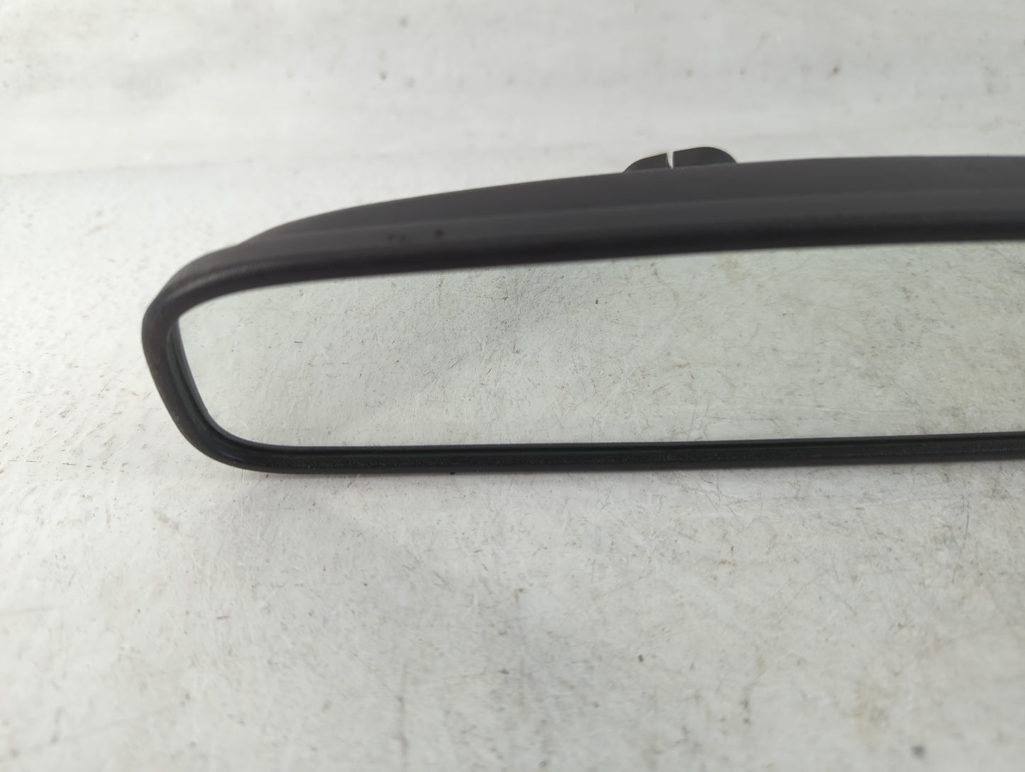 2016-2020 Kia Sorento Interior Rear View Mirror Replacement OEM P/N:E4012143 Fits OEM Used Auto Parts - Oemusedautoparts1.co