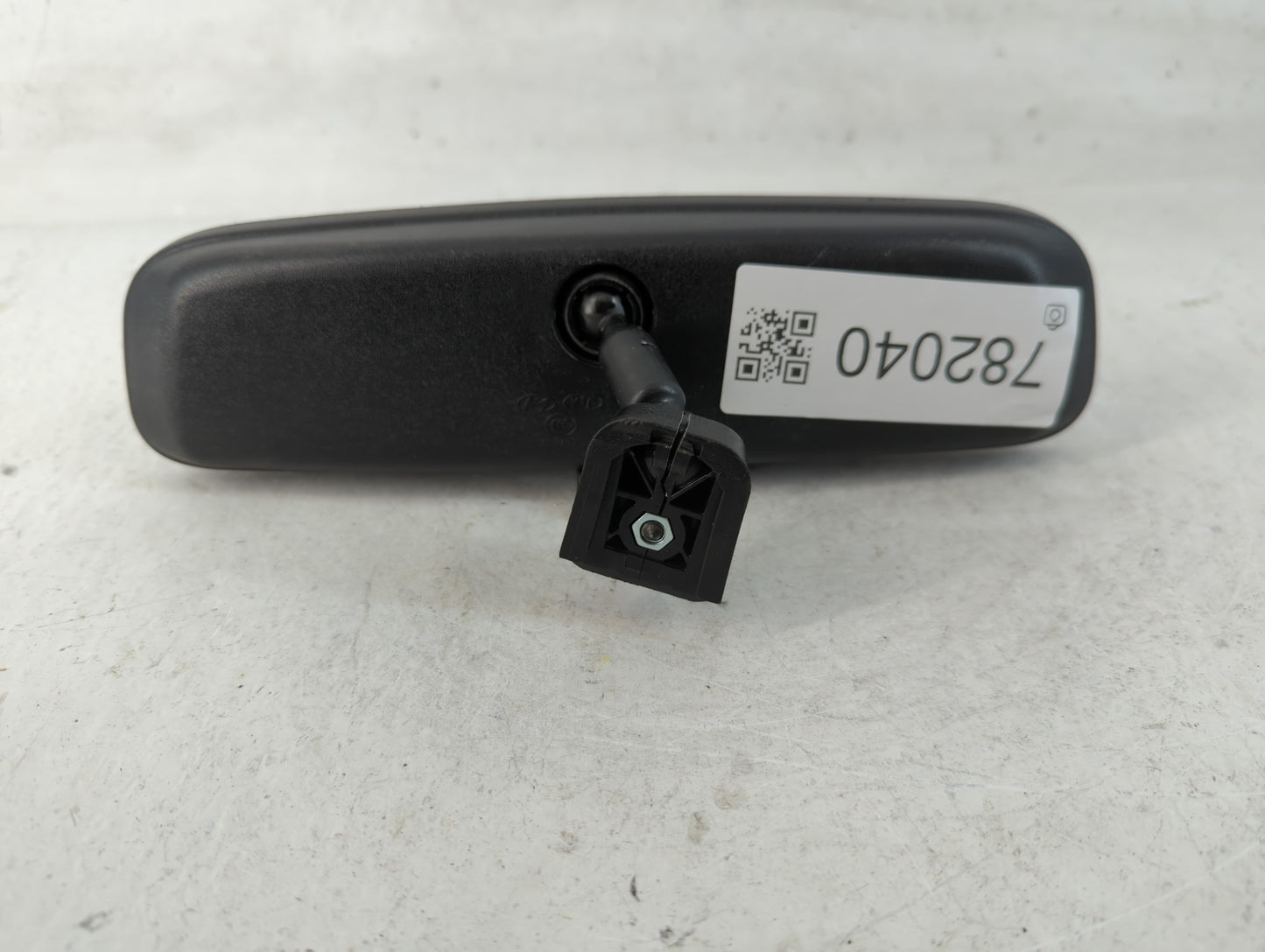 2016-2020 Kia Sorento Interior Rear View Mirror Replacement OEM P/N:E4012143 Fits OEM Used Auto Parts - Oemusedautoparts1.co