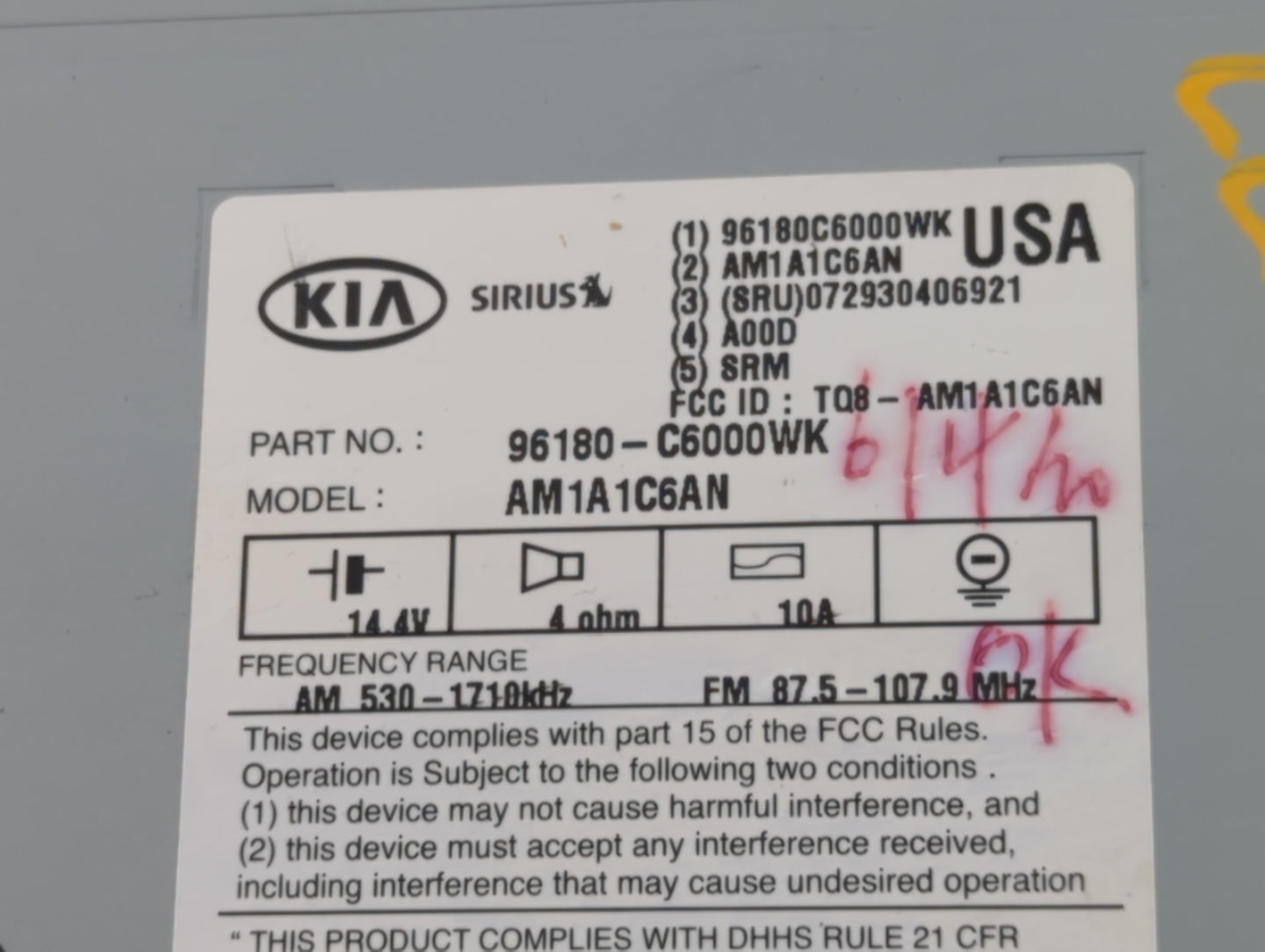 2016-2018 Kia Sorento Radio AM FM Cd Player Receiver Replacement P/N:96180-C6000WK Fits Fits 2016 2017 2018 OEM Used Auto Pa