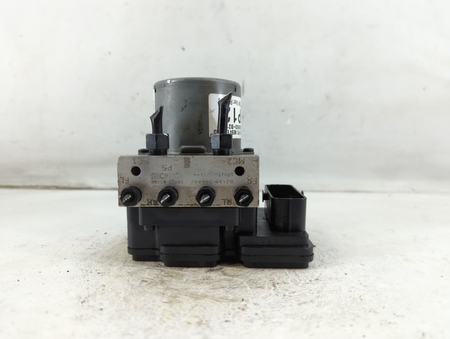 2017-2019 Kia Soul ABS Pump Control Module Replacement P/N:58900-B2120 Fits Fits 2017 2018 2019 OEM Used Auto Parts - Oemuse