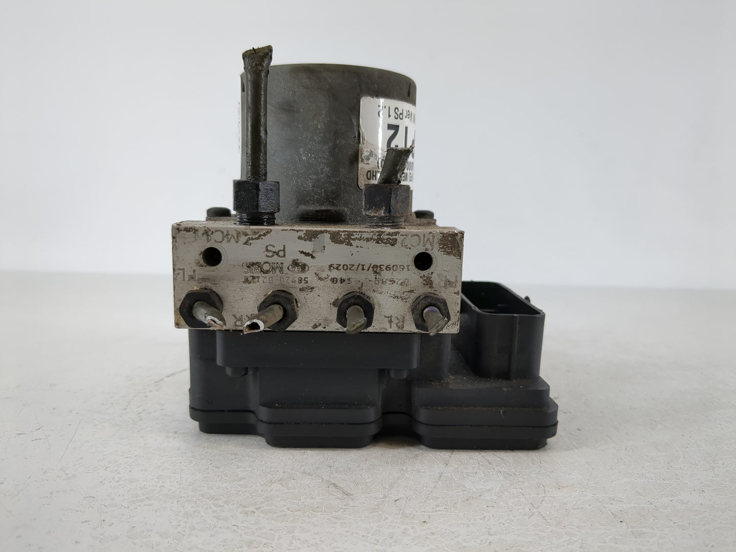 2017-2019 Kia Soul ABS Pump Control Module Replacement P/N:58900-B2120 Fits Fits 2017 2018 2019 OEM Used Auto Parts - Oemuse