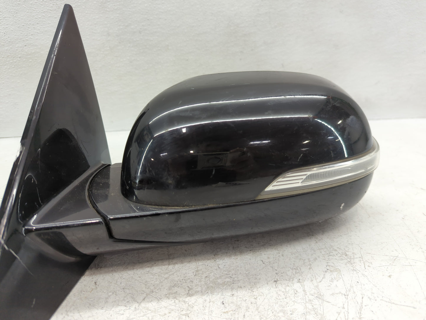2017-2019 Kia Soul Driver Side View Mirror - Left Door Mirror OEM Used - Oemusedautoparts1.com