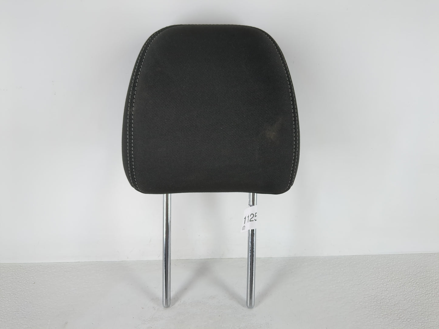 2017-2019 Kia Soul Headrest Head Rest Front Driver Passenger Seat Black - Oemusedautoparts1.com