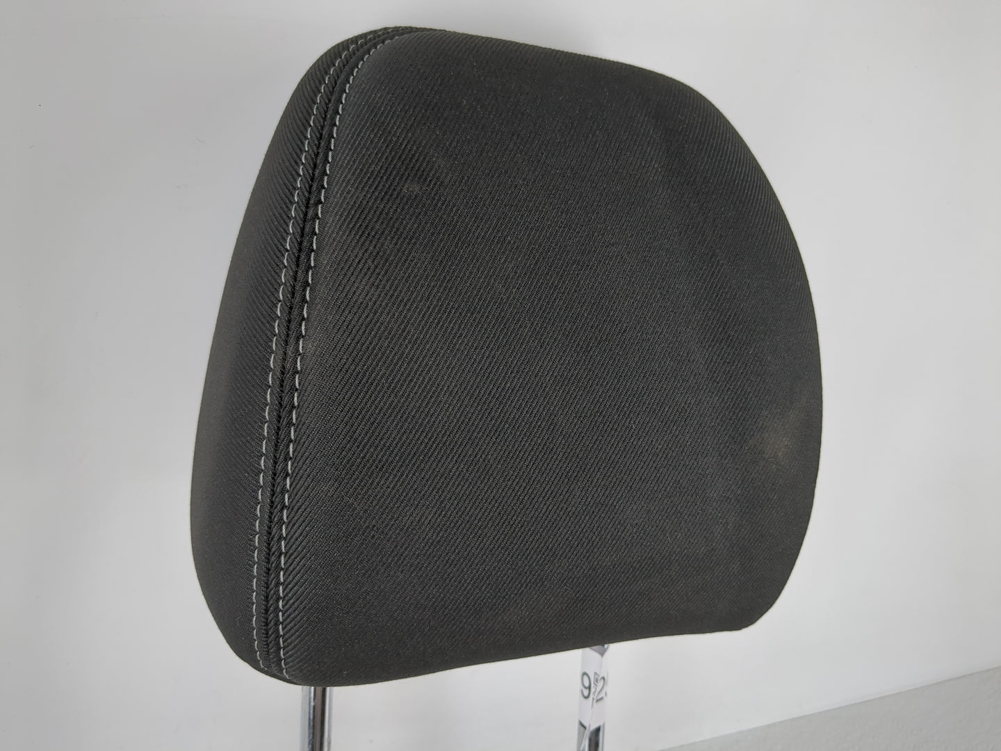 2017-2019 Kia Soul Headrest Head Rest Front Driver Passenger Seat Black - Oemusedautoparts1.com