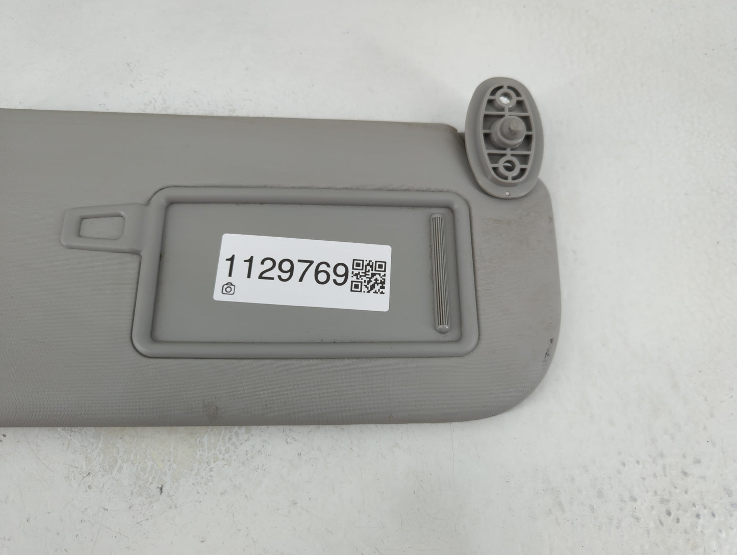 2014-2019 Kia Soul Sun Visor Shade Replacement Passenger Right Mirror Fits Fits 2014 2015 2016 2017 2018 2019 OEM Used Auto 