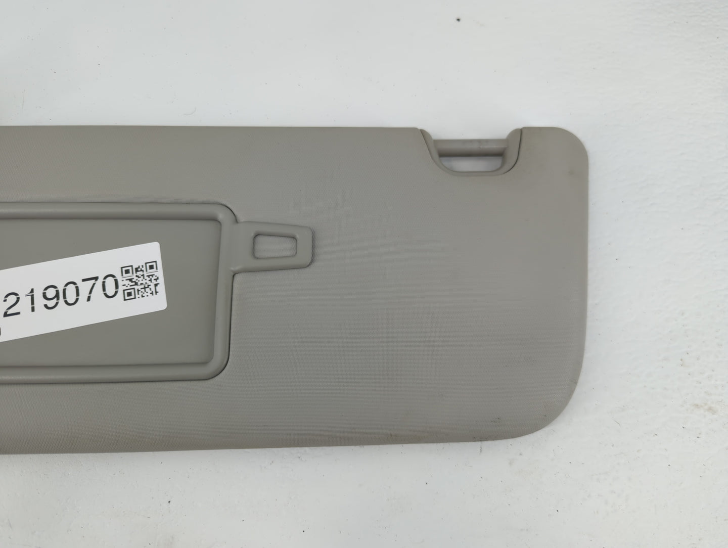 2014-2019 Kia Soul Sun Visor Shade Replacement Driver Left Mirror Fits Fits 2014 2015 2016 2017 2018 2019 OEM Used Auto Part