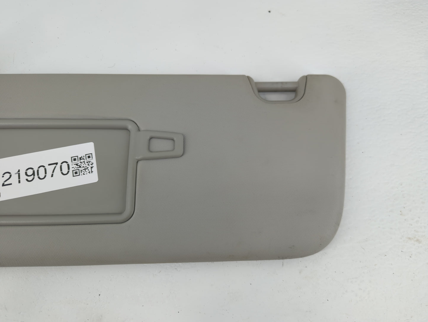 2014-2019 Kia Soul Sun Visor Shade Replacement Driver Left Mirror Fits Fits 2014 2015 2016 2017 2018 2019 OEM Used Auto Part