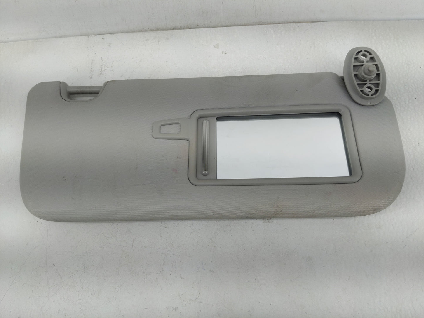 2014-2019 Kia Soul Sun Visor Shade Replacement Passenger Right Mirror Fits Fits 2014 2015 2016 2017 2018 2019 OEM Used Auto 
