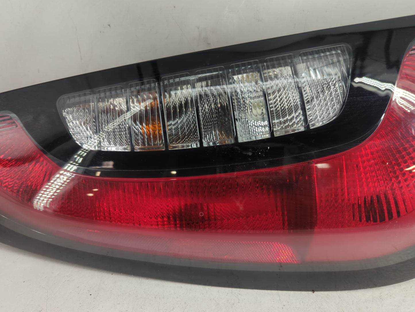 2014-2019 Kia Soul Tail Light Assembly Driver Left OEM P/N:92401-B2030 Fits Fits 2014 2015 2016 2017 2018 2019 OEM Used Auto