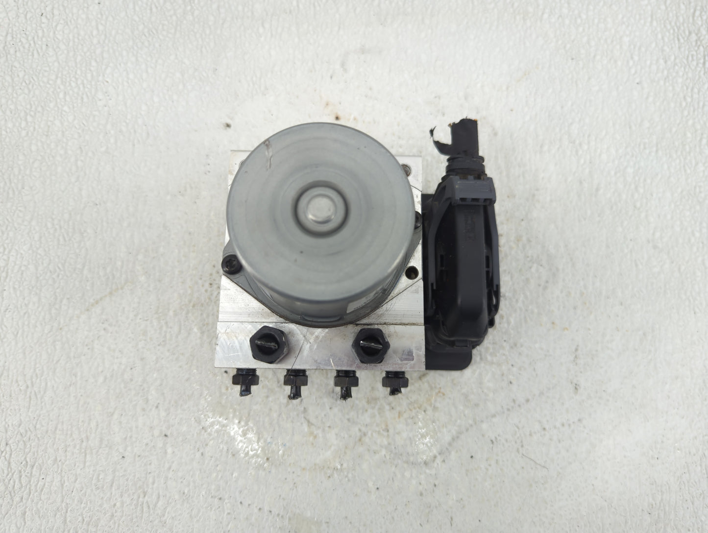 2017-2019 Kia Soul ABS Pump Control Module Replacement P/N:61589-45200 58900-B2120 Fits Fits 2017 2018 2019 OEM Used Auto Pa