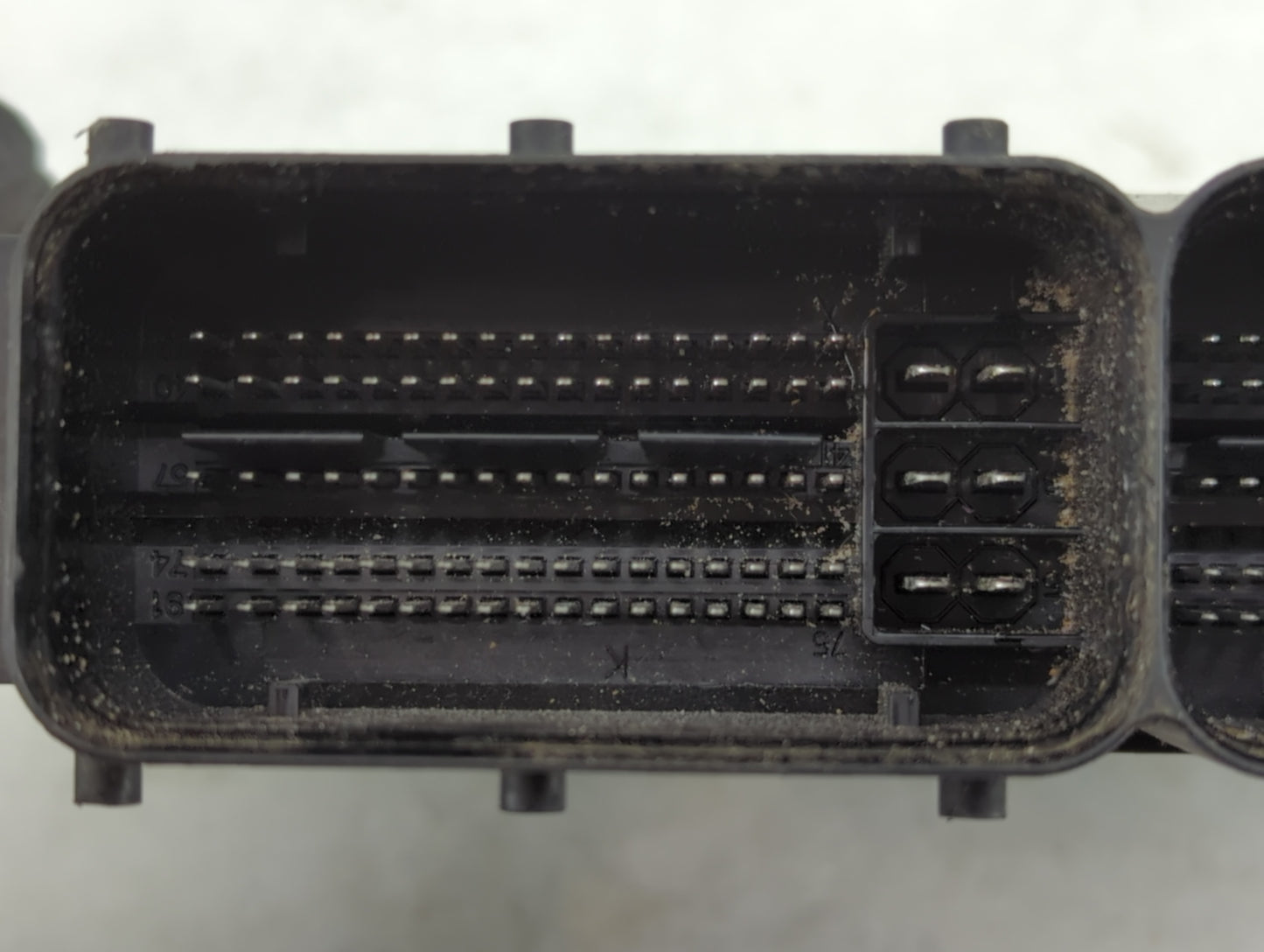 2017-2018 Kia Soul PCM Engine Control Computer ECU ECM PCU OEM P/N:39133-2EHB0 Fits Fits 2017 2018 OEM Used Auto Parts - Oem