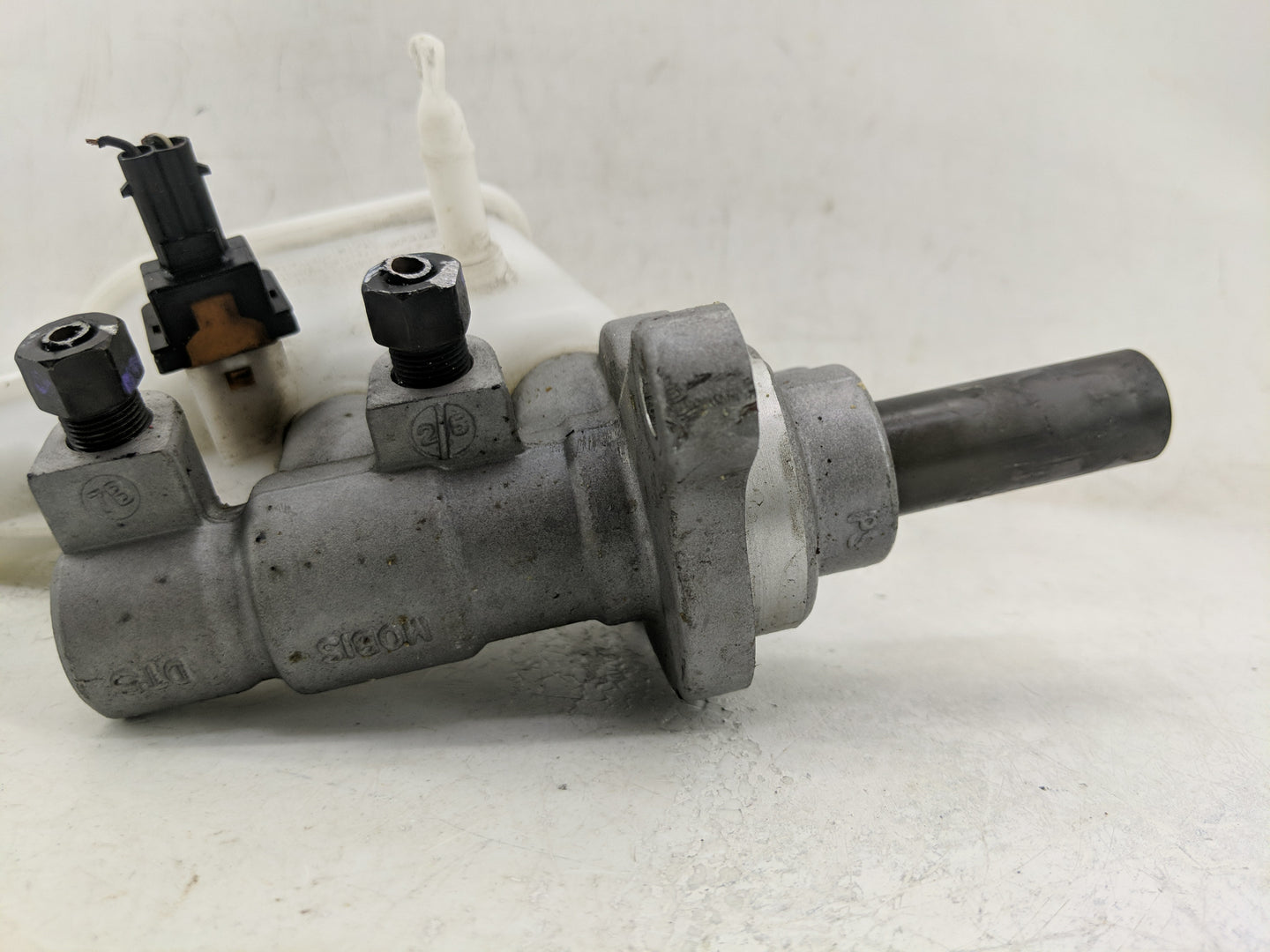 2017-2019 Kia Soul Brake Master Cylinder - Oemusedautoparts1.com
