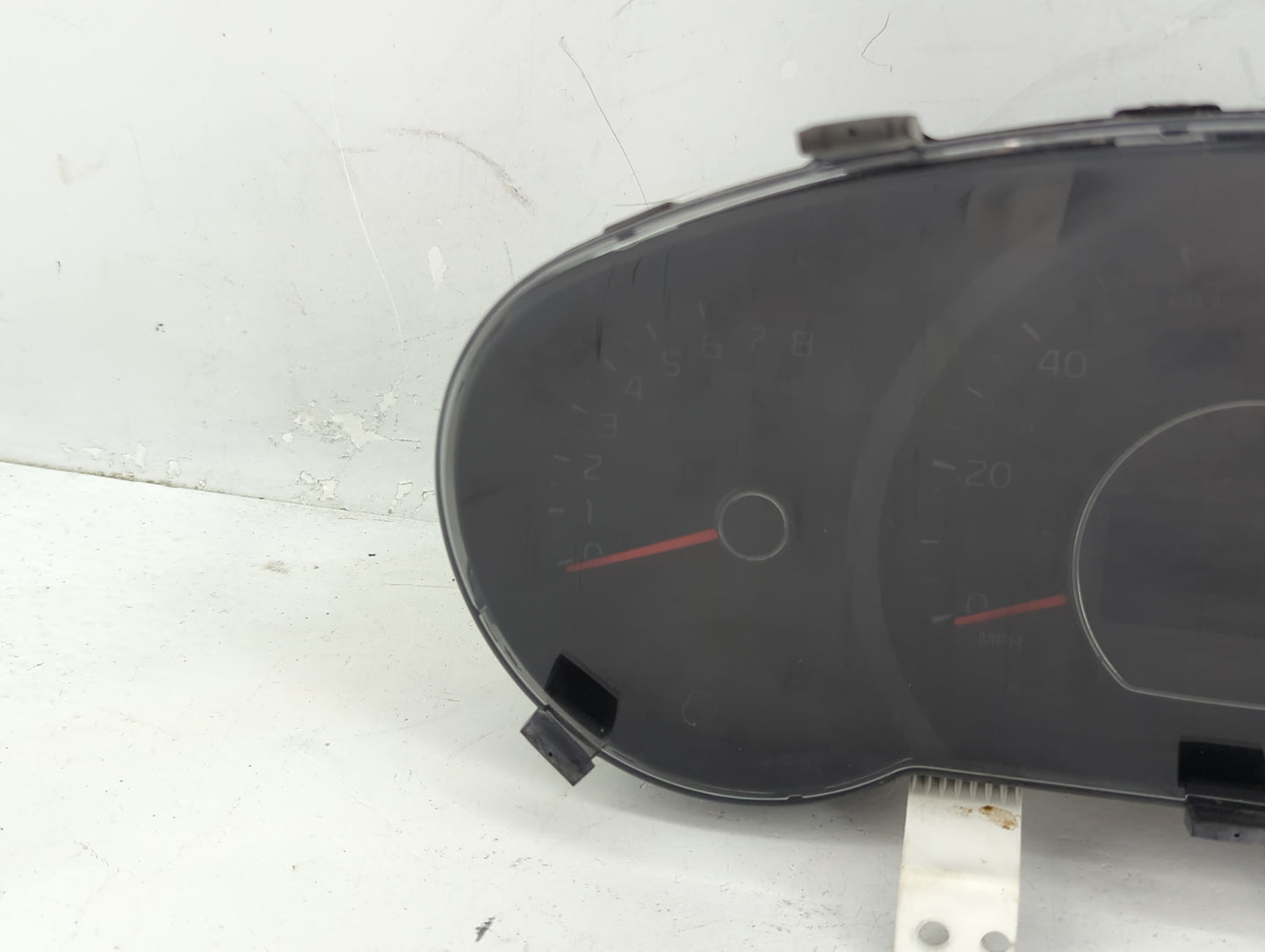 2017-2019 Kia Soul Instrument Cluster Speedometer Gauges P/N:94006-B2720 Fits Fits 2017 2018 2019 OEM Used Auto Parts - Oemu