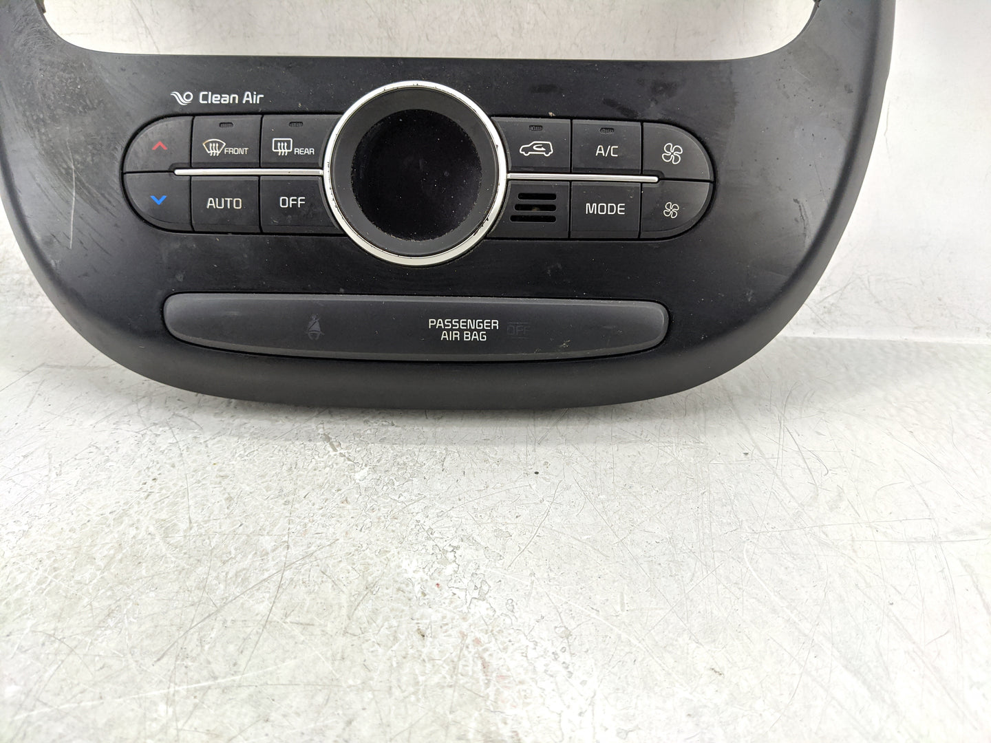 2017-2019 Kia Soul Climate Control Module Temperature AC/Heater Replacement P/N:97250-B2DQ1CA 97250-XXXX Fits Fits 2017 2018