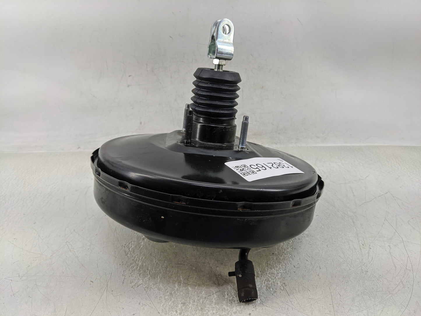 2017-2019 Kia Soul Power Brake Booster Oem 1382165 - Oemusedautoparts1.com