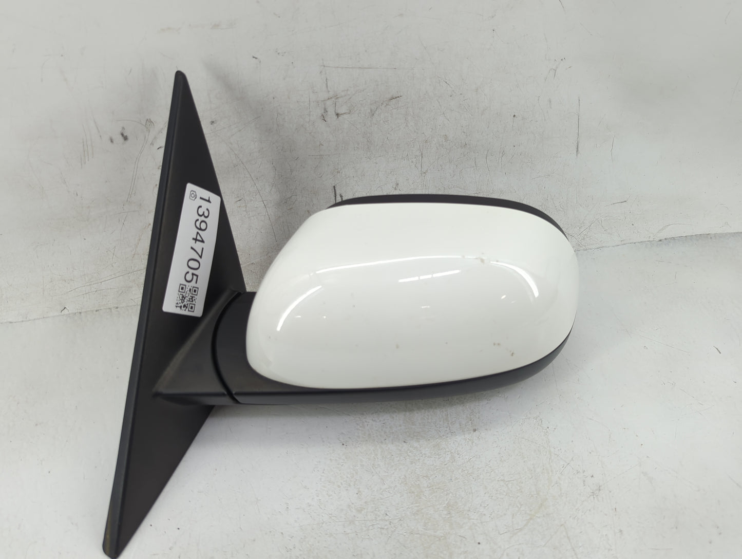 2014-2019 Kia Soul Driver Side View Mirror - Left Door Mirror OEM Used - Oemusedautoparts1.com