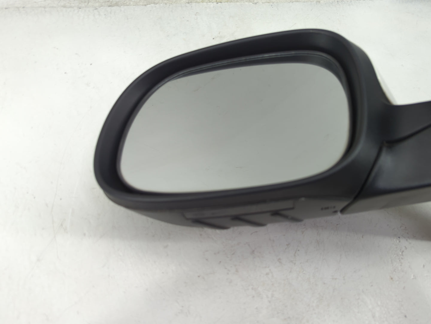 2014-2019 Kia Soul Driver Side View Mirror - Left Door Mirror OEM Used - Oemusedautoparts1.com