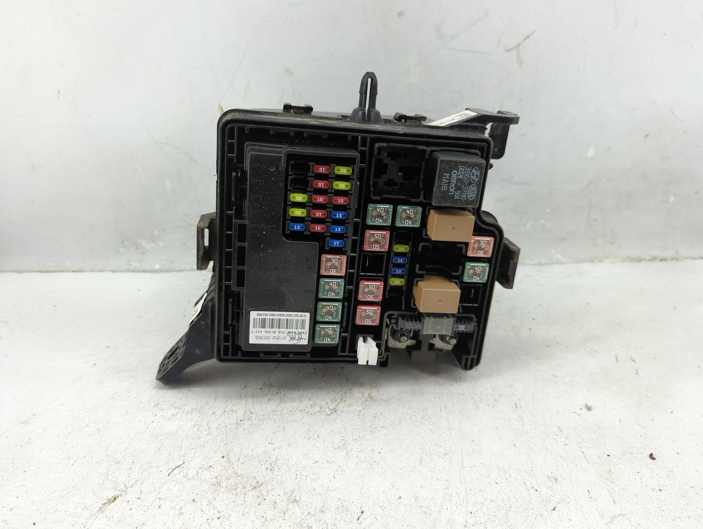 2017-2019 Kia Soul Fusebox Fuse Box Panel Relay Module P/N:91950-B2350 Fits Fits 2017 2018 2019 OEM Used Auto Parts - Oemuse