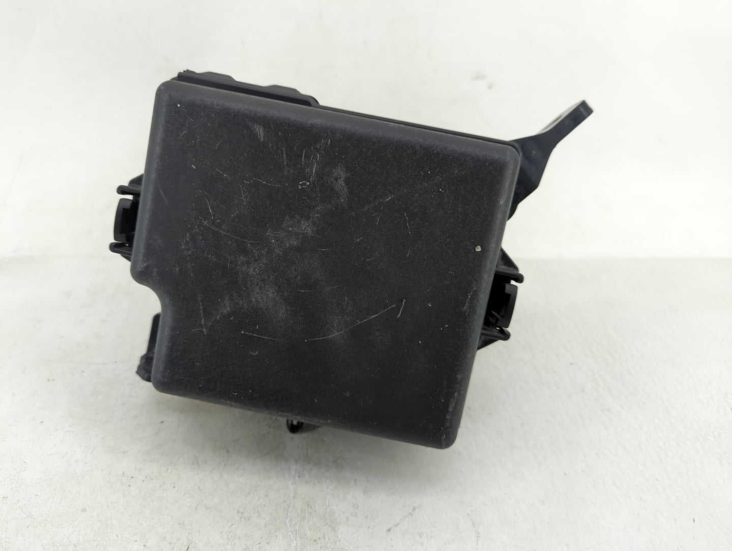 2017-2019 Kia Soul Fusebox Fuse Box Panel Relay Module Fits Fits 2017 2018 2019 OEM Used Auto Parts - Oemusedautoparts1.com