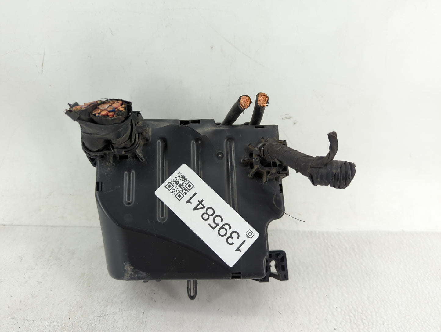 2017-2019 Kia Soul Fusebox Fuse Box Panel Relay Module Fits Fits 2017 2018 2019 OEM Used Auto Parts - Oemusedautoparts1.com