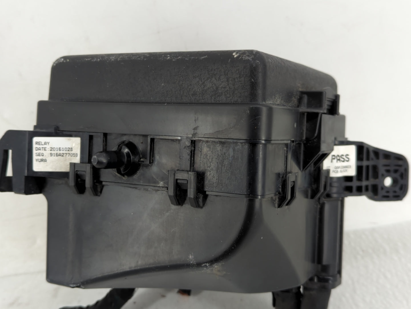 2017-2019 Kia Soul Fusebox Fuse Box Panel Relay Module Fits Fits 2017 2018 2019 OEM Used Auto Parts - Oemusedautoparts1.com