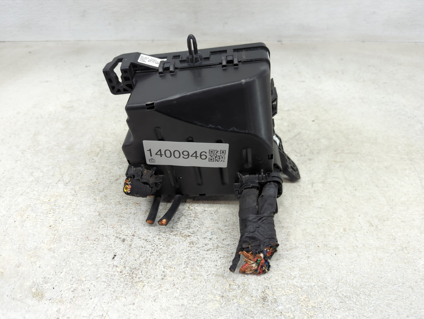 2017-2019 Kia Soul Fusebox Fuse Box Panel Relay Module P/N:91950-B2350 Fits Fits 2017 2018 2019 OEM Used Auto Parts - Oemuse