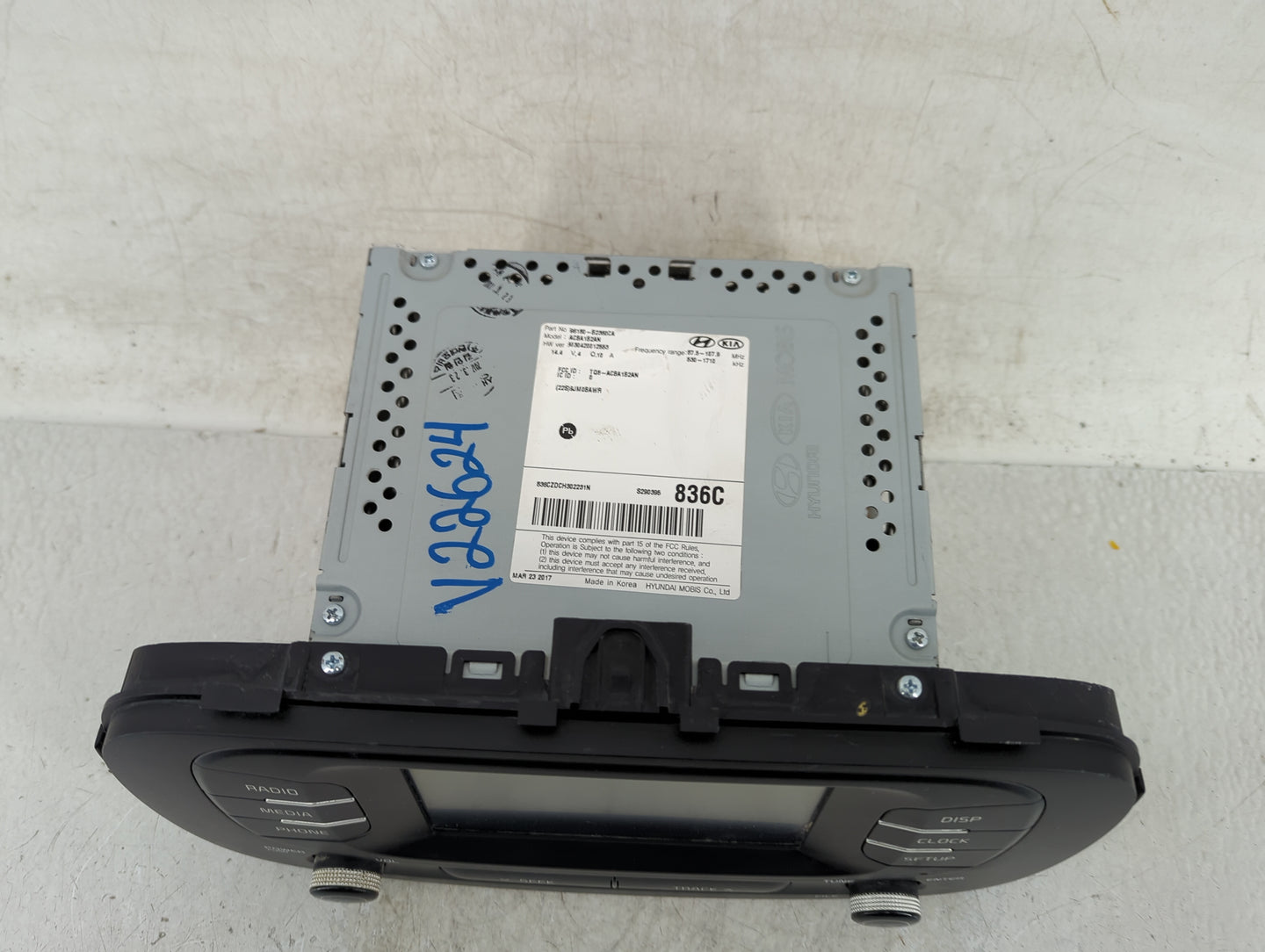 2017 Kia Soul Radio AM FM Cd Player Receiver Replacement P/N:96180-B2960CA AC614-1526N Fits OEM Used Auto Parts - Oemusedaut
