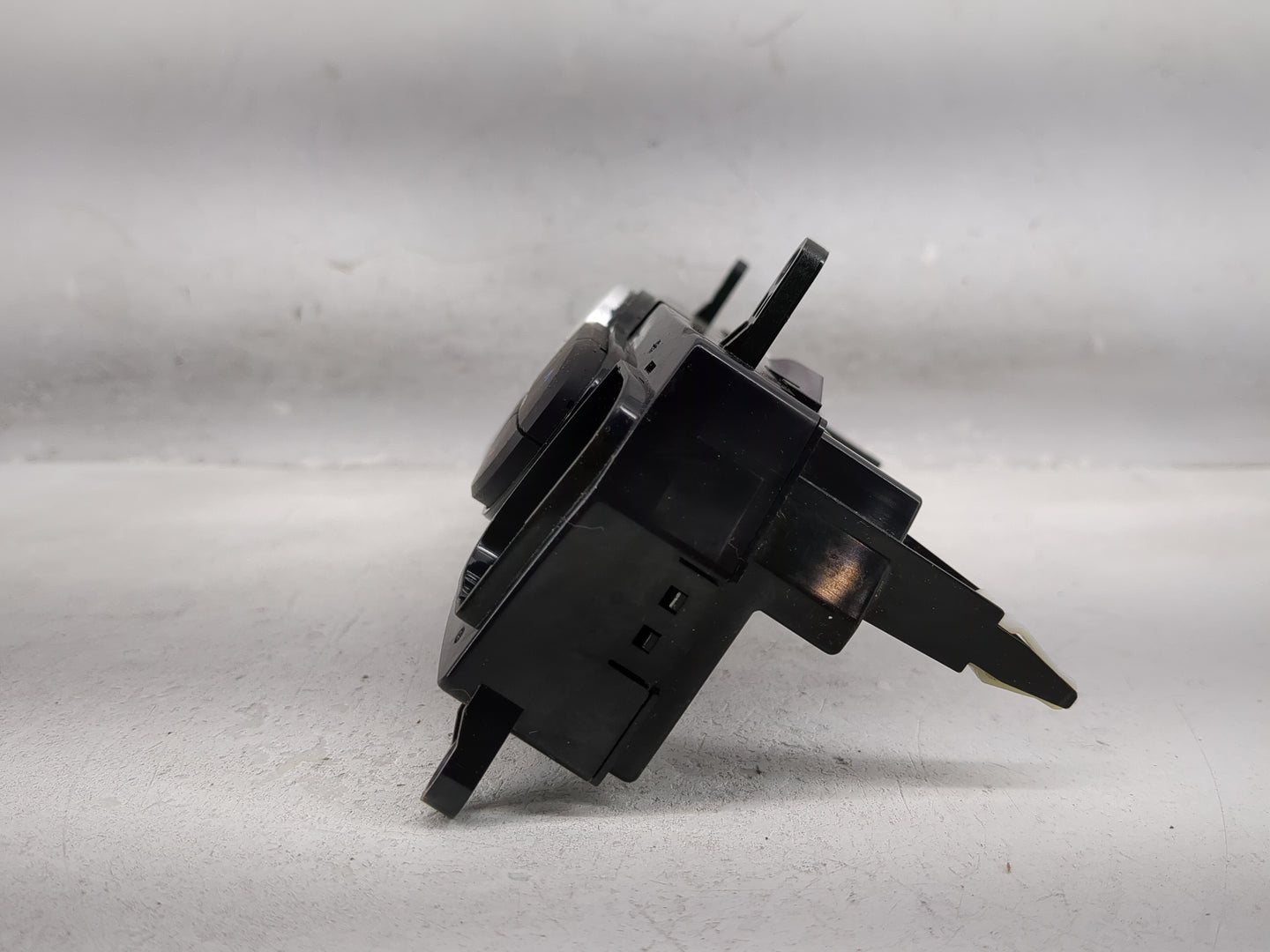 2017-2019 Kia Soul Climate Control Module Temperature AC/Heater Replacement P/N:97250-B2710 Fits Fits 2017 2018 2019 OEM Use