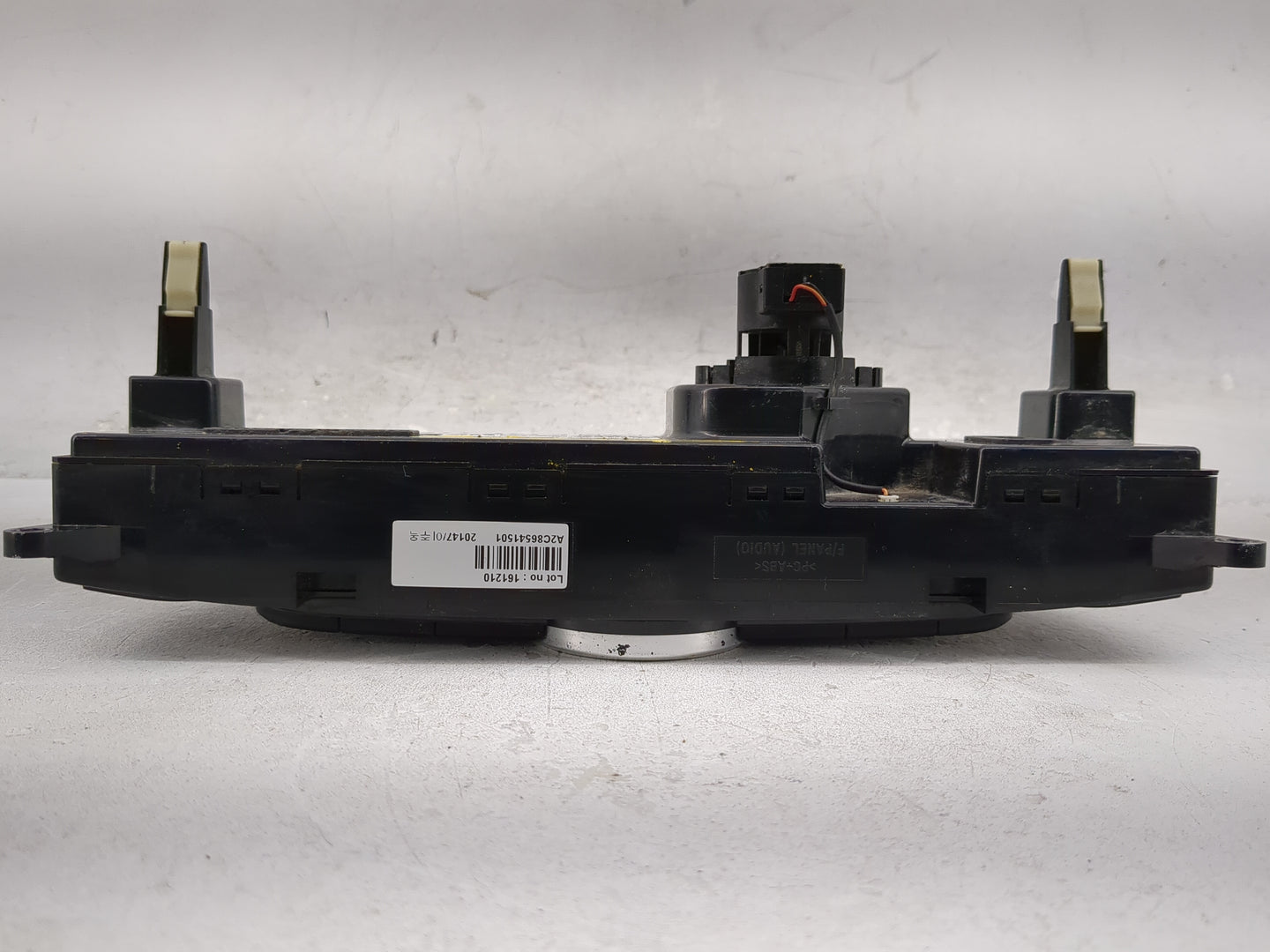 2017-2019 Kia Soul Climate Control Module Temperature AC/Heater Replacement P/N:97250-B2710 Fits Fits 2017 2018 2019 OEM Use