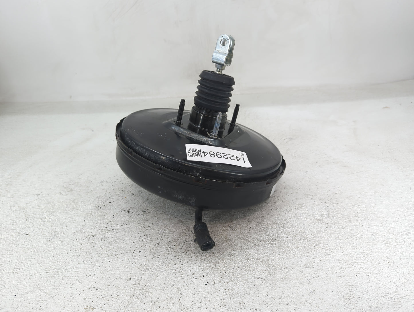 2017-2019 Kia Soul Power Brake Booster Oem - Oemusedautoparts1.com