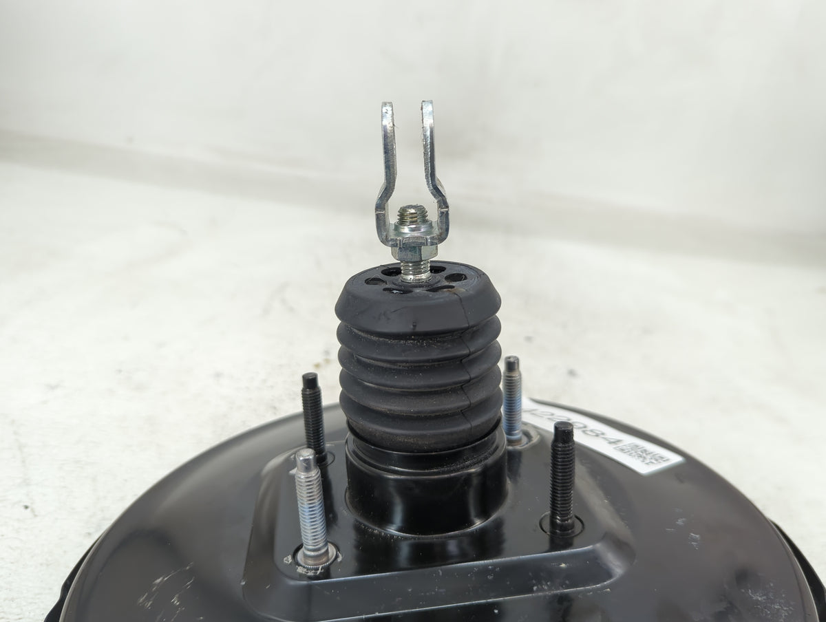 2017-2019 Kia Soul Power Brake Booster Oem 1422984 - Oemusedautoparts1.com