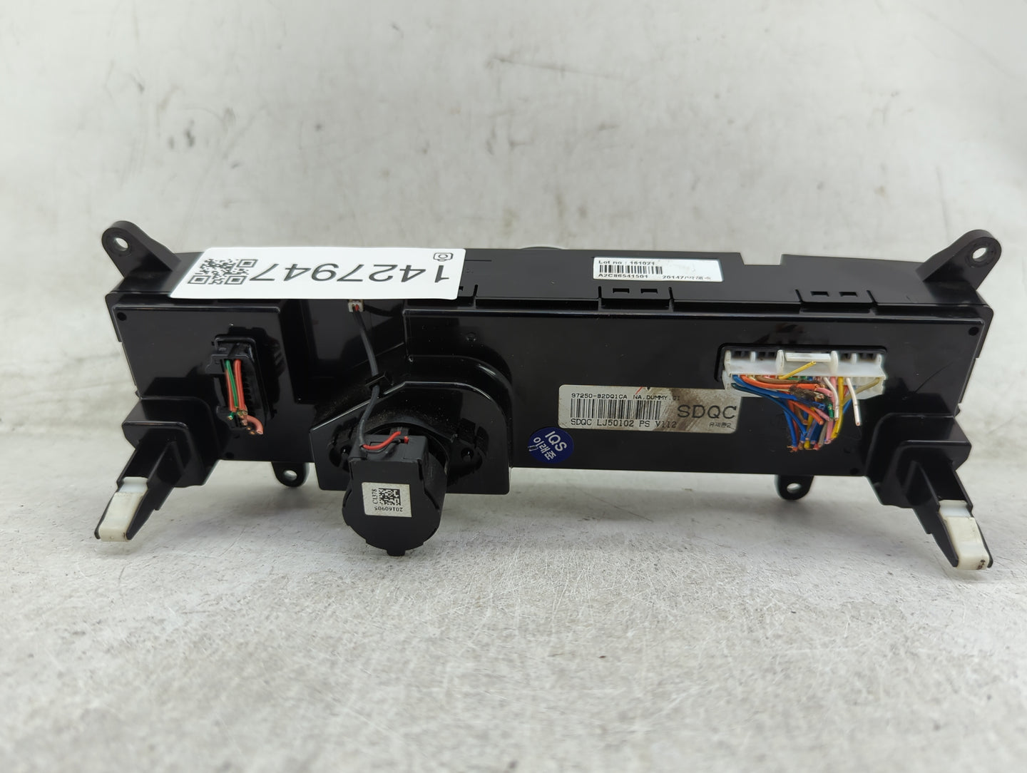 2017-2019 Kia Soul Climate Control Module Temperature AC/Heater Replacement P/N:97250-B2DQC A2C86541501 Fits Fits 2017 2018 