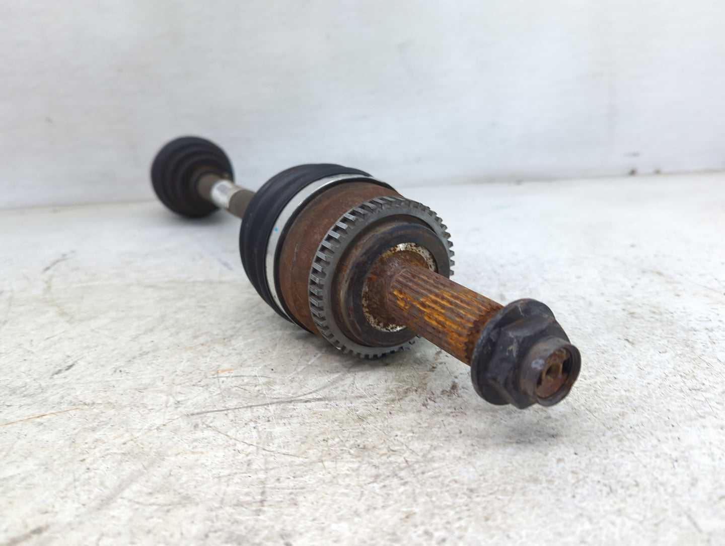 2014-2019 Kia Soul Axle Shaft Front Driver Cv C/v - Oemusedautoparts1.com