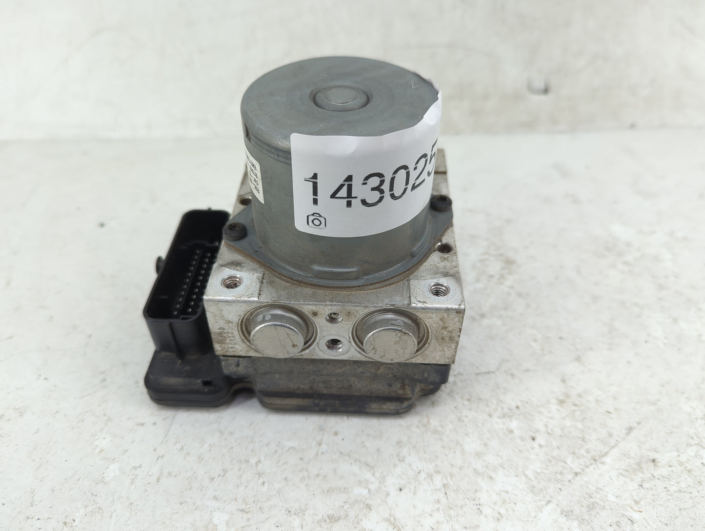 2017-2019 Kia Soul ABS Pump Control Module Replacement P/N:58900-B2120 61589-45200 Fits Fits 2017 2018 2019 OEM Used Auto Pa