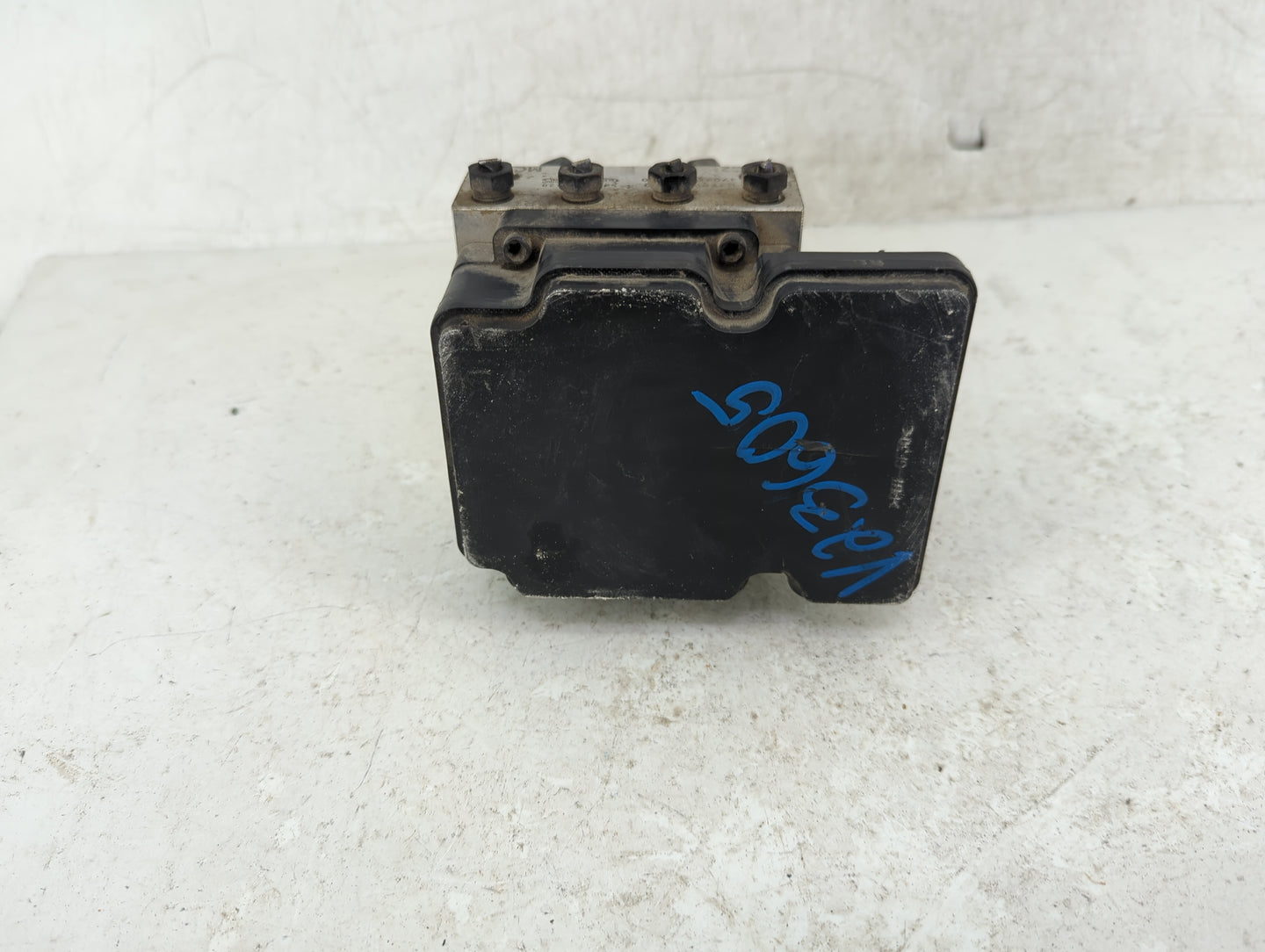 2017-2019 Kia Soul ABS Pump Control Module Replacement P/N:58900-B2120 61589-45200 Fits Fits 2017 2018 2019 OEM Used Auto Pa