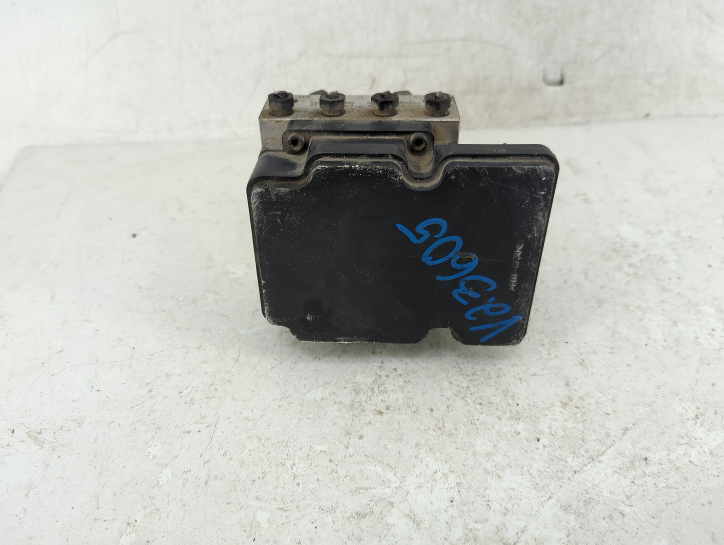 2017-2019 Kia Soul ABS Pump Control Module Replacement P/N:58900-B2120 61589-45200 Fits Fits 2017 2018 2019 OEM Used Auto Pa