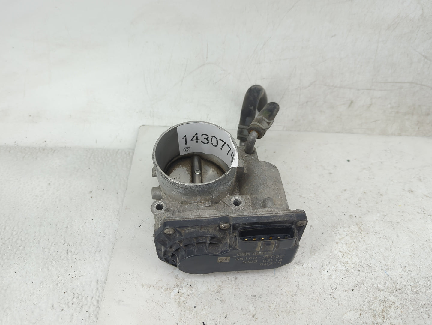 2014-2019 Kia Soul Throttle Body P/N:35100-2E000 Fits Fits 2011 2012 2013 2014 2015 2016 2017 2018 2019 2020 2021 OEM Used A