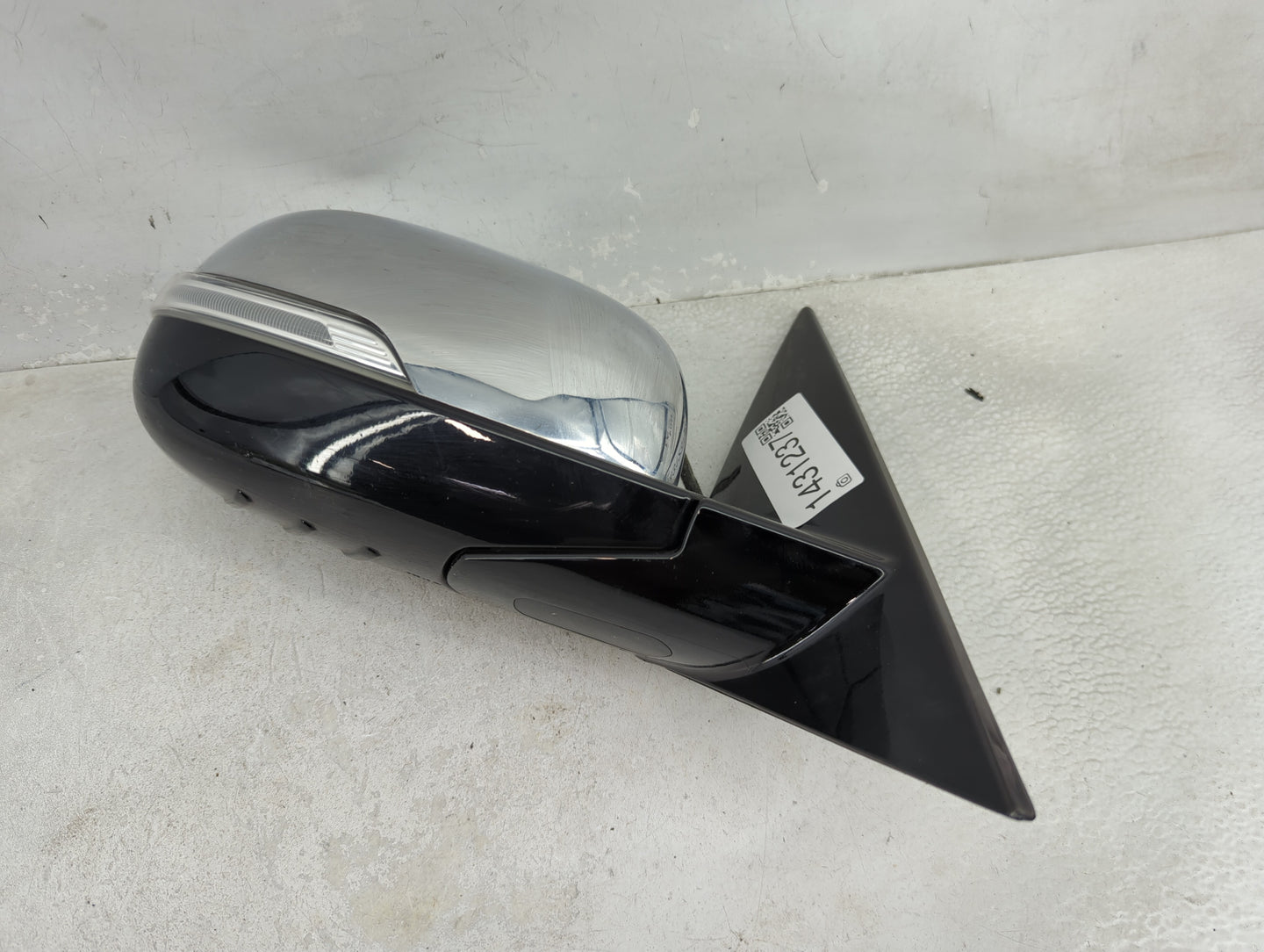 2014-2019 Kia Soul Passenger Side View Mirror - Right Door Mirror OEM Used - Oemusedautoparts1.com