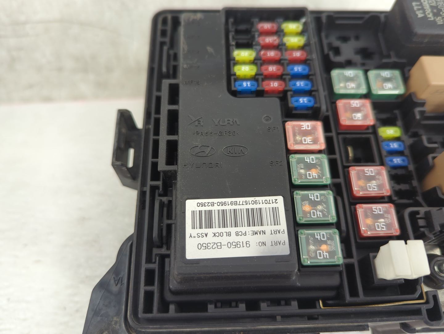 2017-2019 Kia Soul Fusebox Fuse Box Panel Relay Module P/N:91950-B2350 Fits Fits 2017 2018 2019 OEM Used Auto Parts - Oemuse