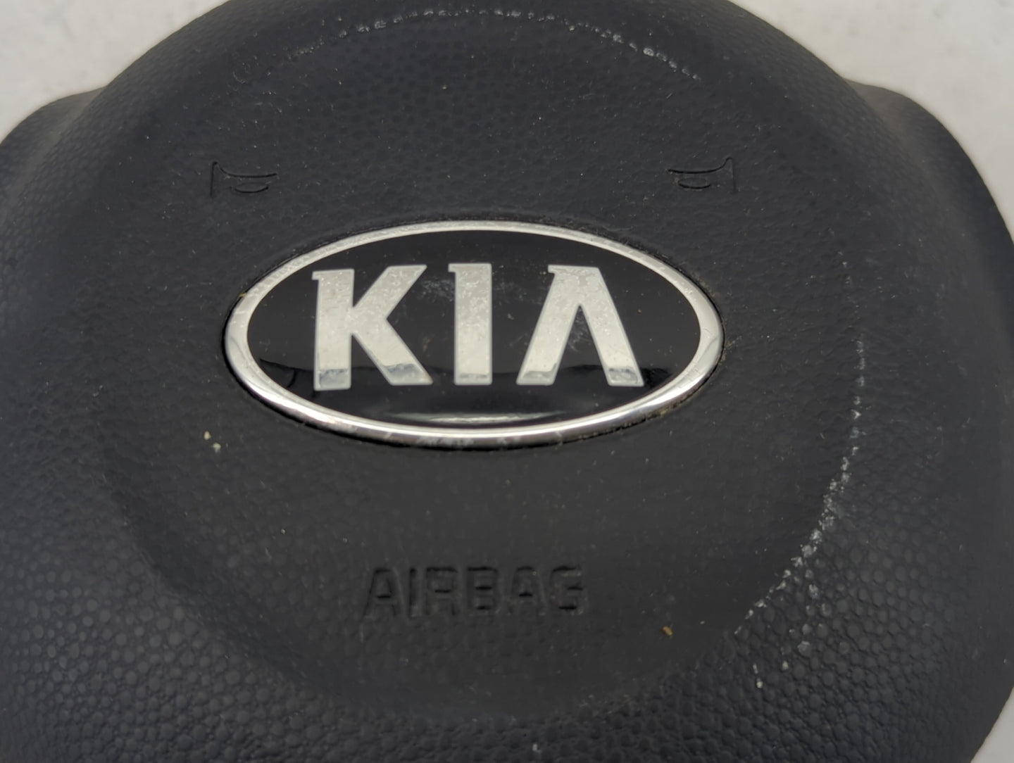 2017 Kia Soul Air Bag Driver Left Steering Wheel Mounted P/N:56900B2500EQ B256900020 Fits OEM Used Auto Parts - Oemusedautop