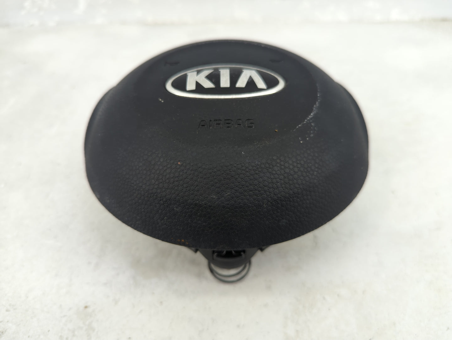 2017 Kia Soul Air Bag Driver Left Steering Wheel Mounted P/N:56900B2500EQ B256900020 Fits OEM Used Auto Parts - Oemusedautop