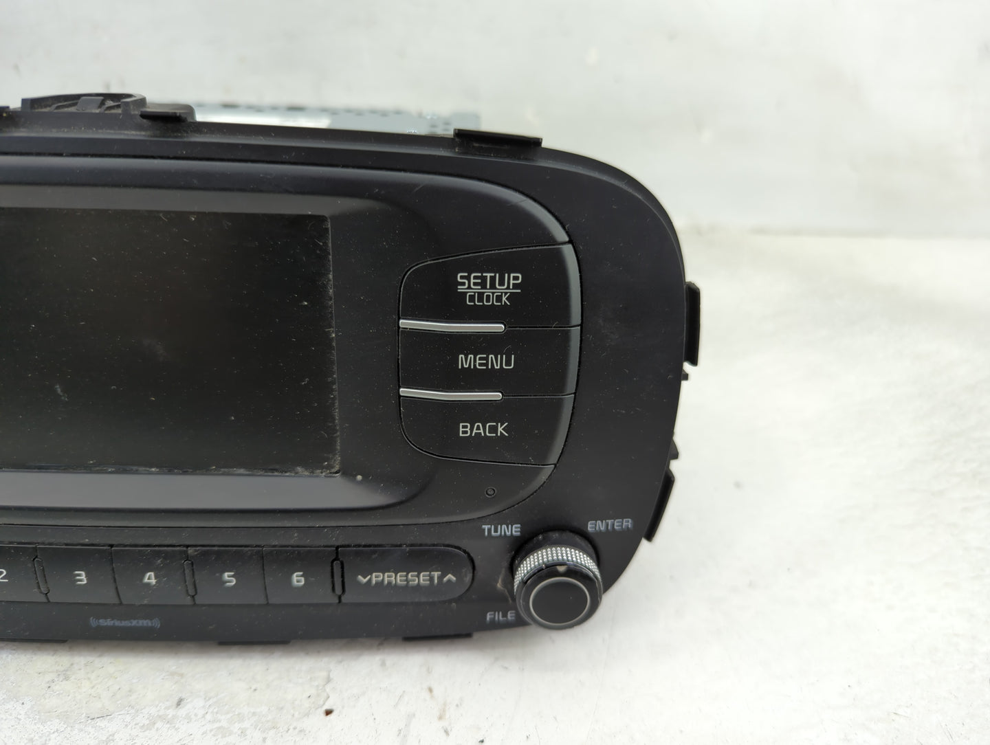 2017-2019 Kia Soul Radio AM FM Cd Player Receiver Replacement P/N:96170-B2490CA Fits Fits 2017 2018 2019 OEM Used Auto Parts