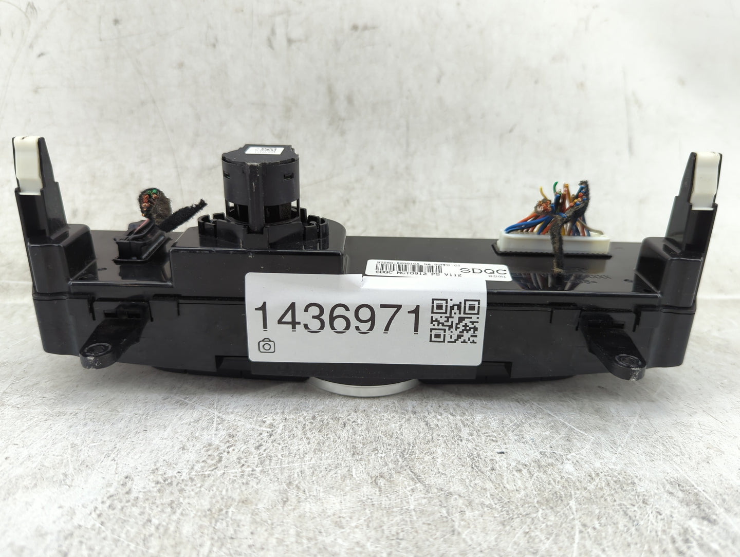 2017 Kia Soul Climate Control Module Temperature AC/Heater Replacement P/N:97250-B2DQ1CA Fits OEM Used Auto Parts - Oemuseda