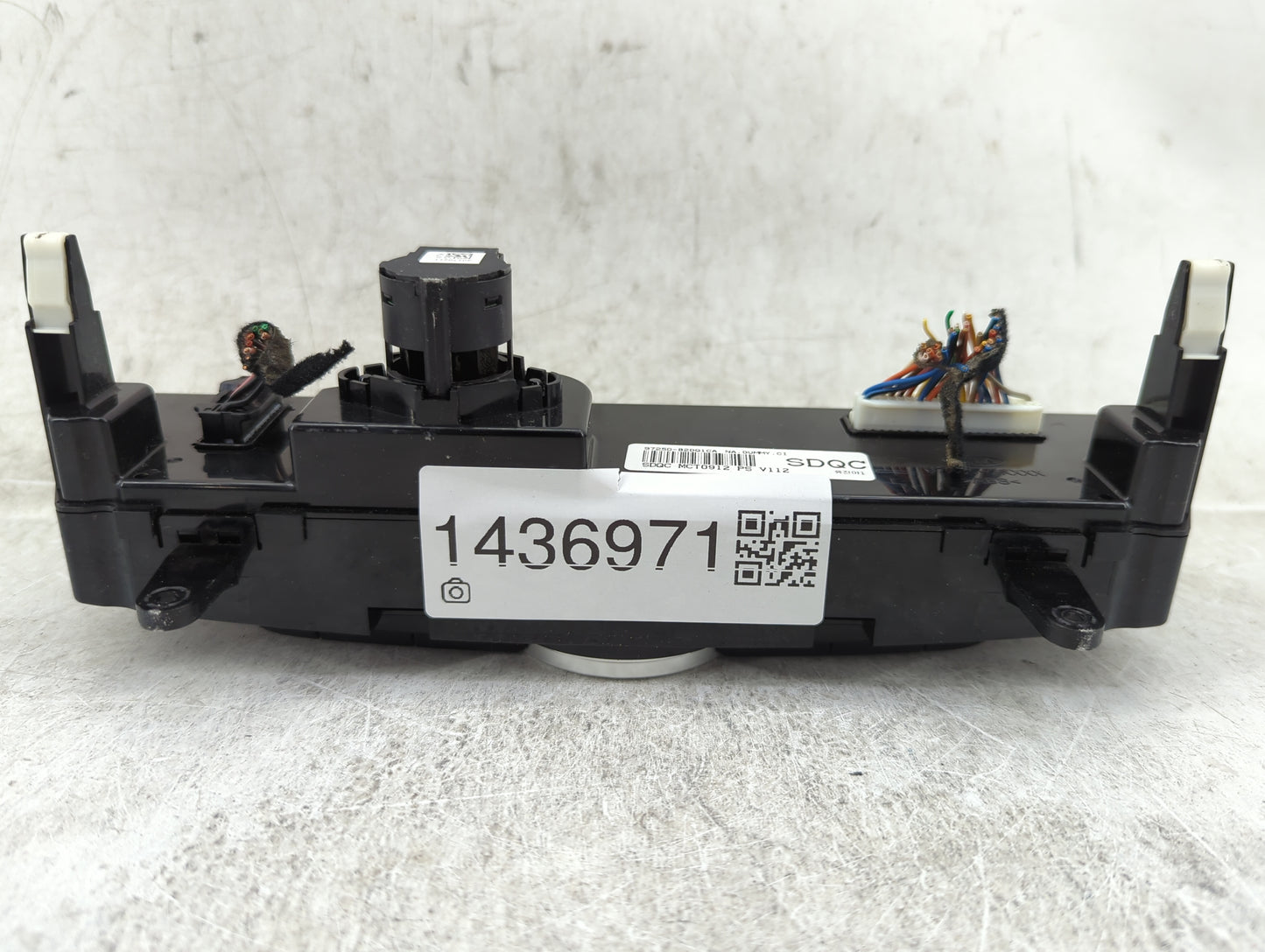 2017 Kia Soul Climate Control Module Temperature AC/Heater Replacement P/N:97250-B2DQ1CA Fits OEM Used Auto Parts - Oemuseda