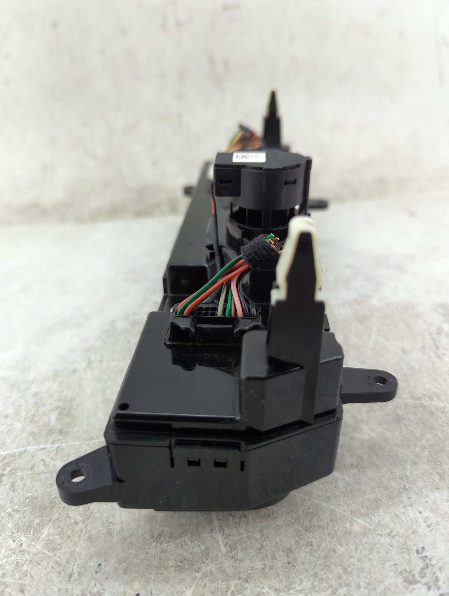 2017 Kia Soul Climate Control Module Temperature AC/Heater Replacement P/N:97250-B2DQ1CA Fits OEM Used Auto Parts - Oemuseda