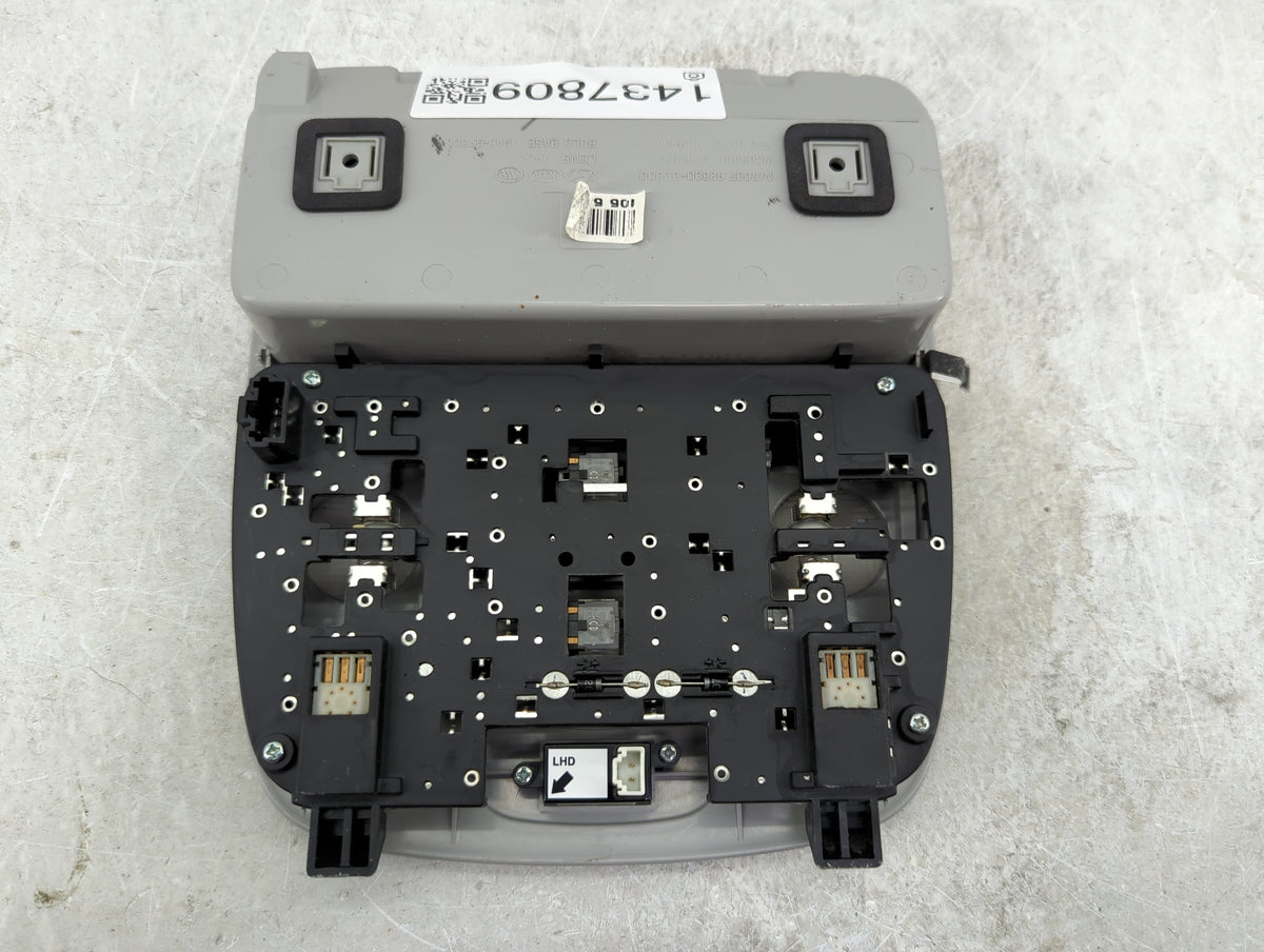 2014-2019 Kia Soul Overhead Roof Console 1437809 - Oemusedautoparts1.com