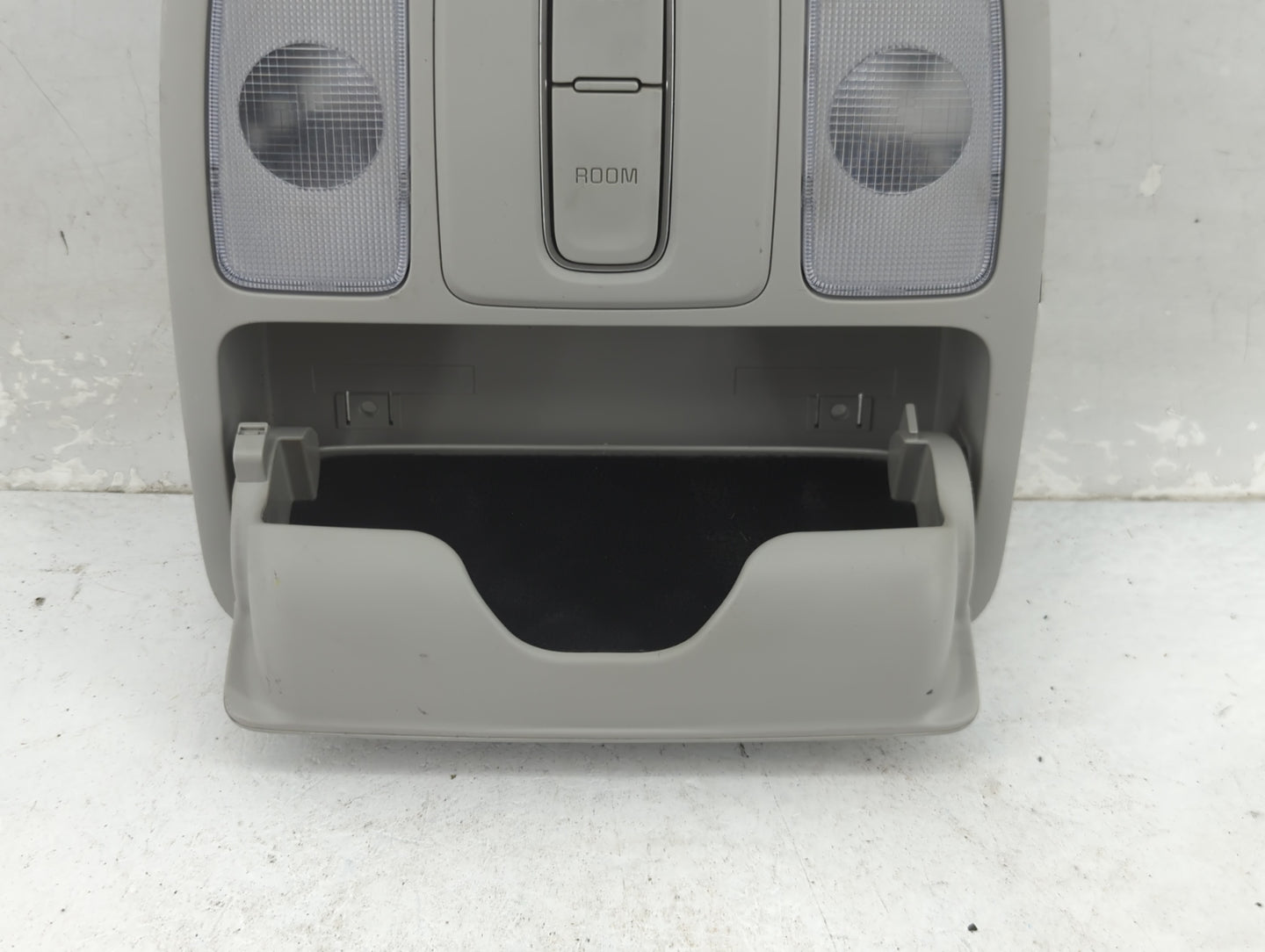 2017 Kia Soul Overhead Roof Console - Oemusedautoparts1.com