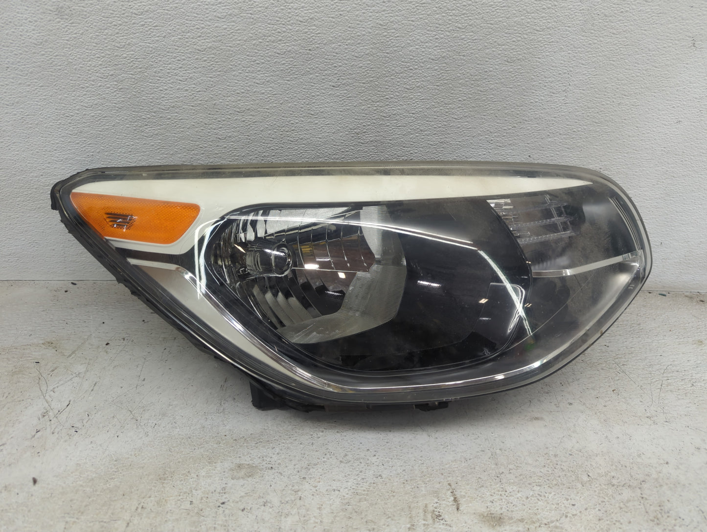 2017-2019 Kia Soul Passenger Right Oem Head Light Headlight Lamp - Oemusedautoparts1.com