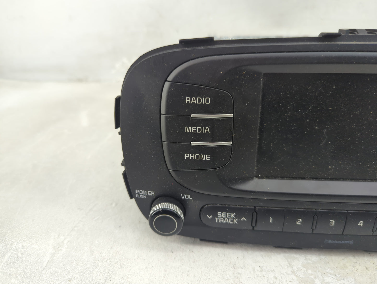 2017-2019 Kia Soul Radio AM FM Cd Player Receiver Replacement P/N:96170-B2490CA Fits Fits 2017 2018 2019 OEM Used Auto Parts
