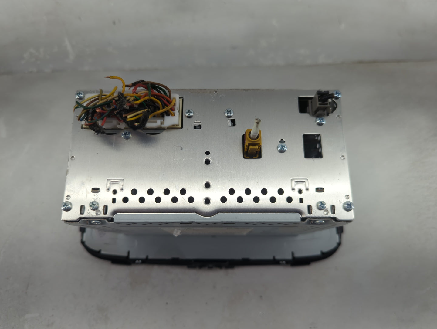 2017-2019 Kia Soul Radio AM FM Cd Player Receiver Replacement P/N:96170-B2490CA Fits Fits 2017 2018 2019 OEM Used Auto Parts